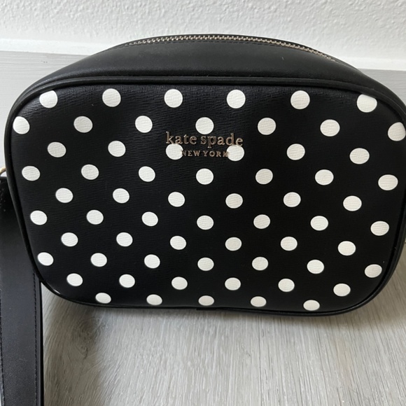 Kate spade polka dot camera bag - Picture 2 of 8